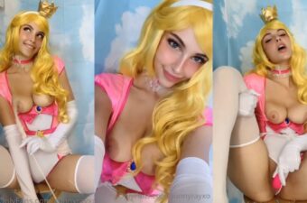 Sunny Ray Nude Peach Cosplay Video Leaked