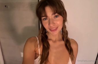 Anna Ralphs Bathroom Anal Video Leaked